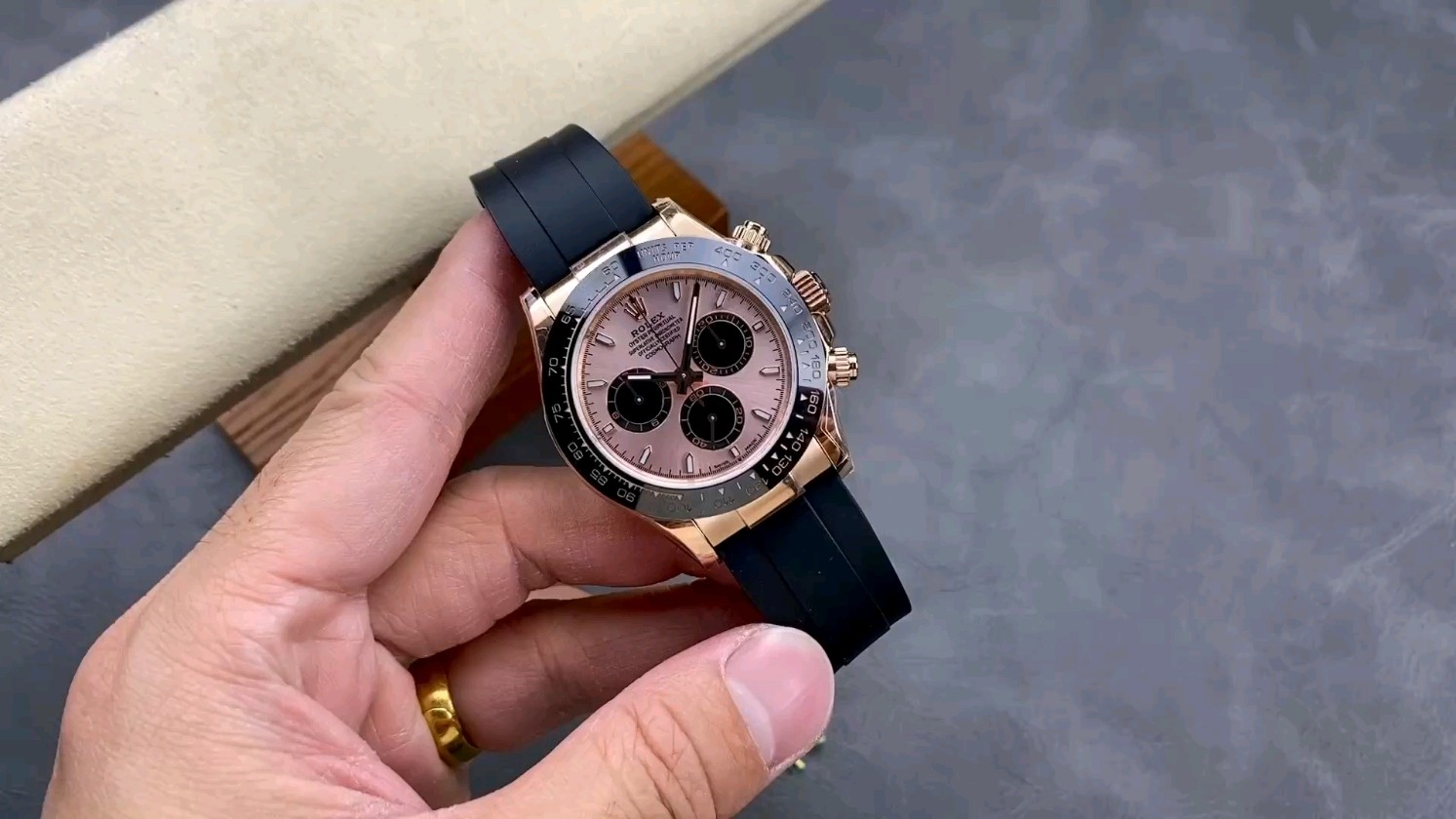 新作モデルのディデイトナを装うなら今！その魅力とは？