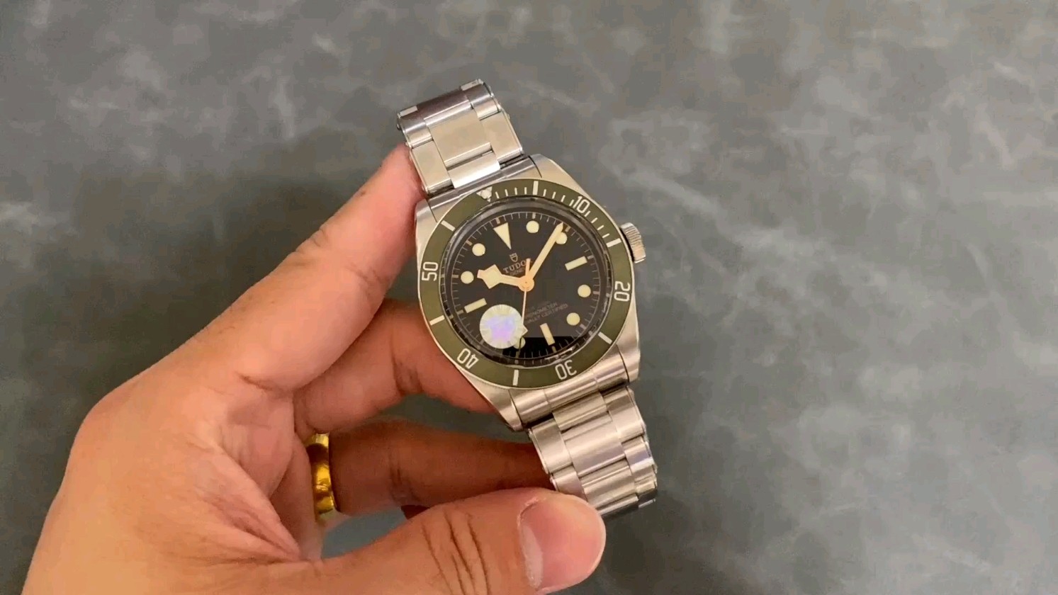 ZF テューダー ビッグベイ