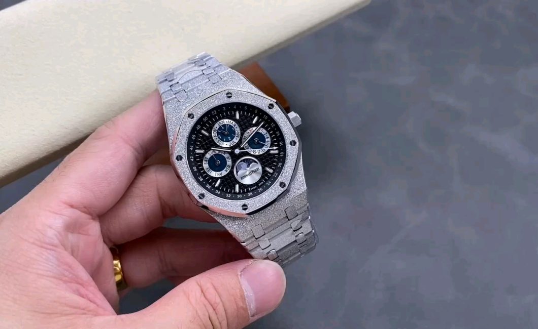 ロイヤルオークフロステッドゴールドモデル