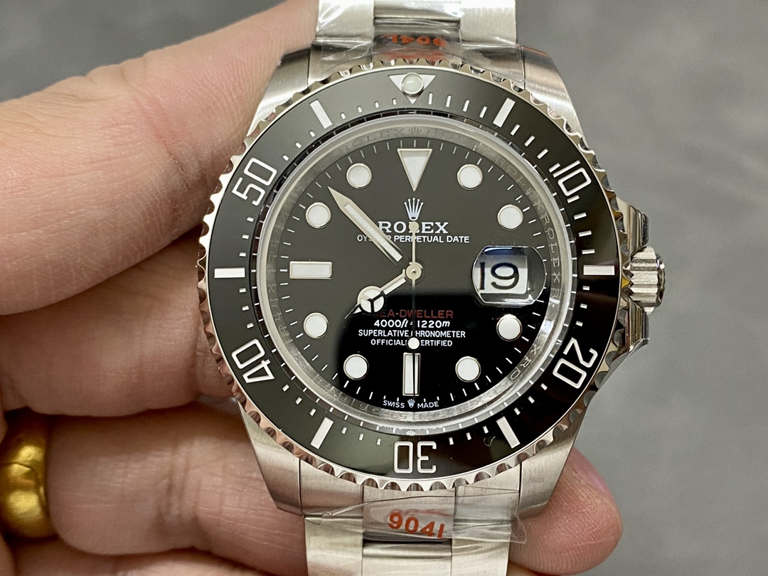 TW ロレックス シングルレッド シードゥエラー ディープシー 3235ムーブメント 43mm 904Lステンレススチール