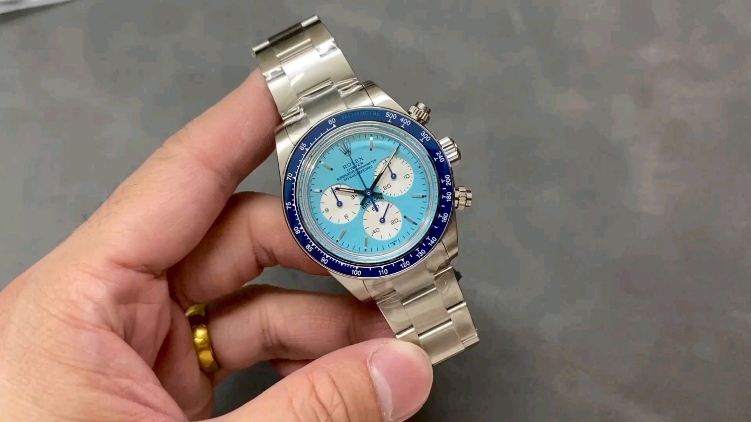 ミラクルの青が宿る！職人 de Genèveの新しい魅力的ななディデイトナ