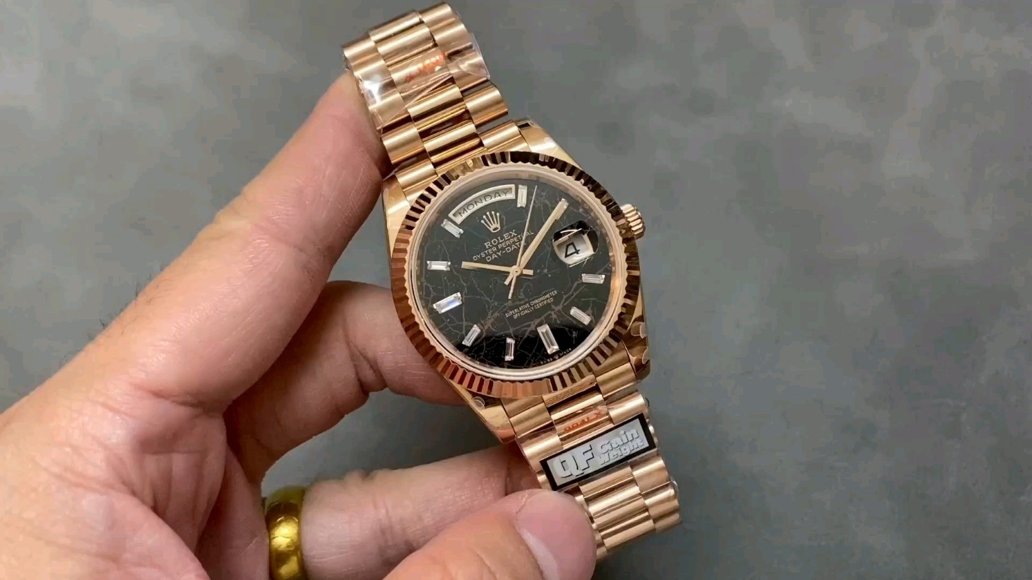 QF 軽量化モデル ロレックス デイデイトデュアルカレンダー 2836ムーブメント 40mm 184G