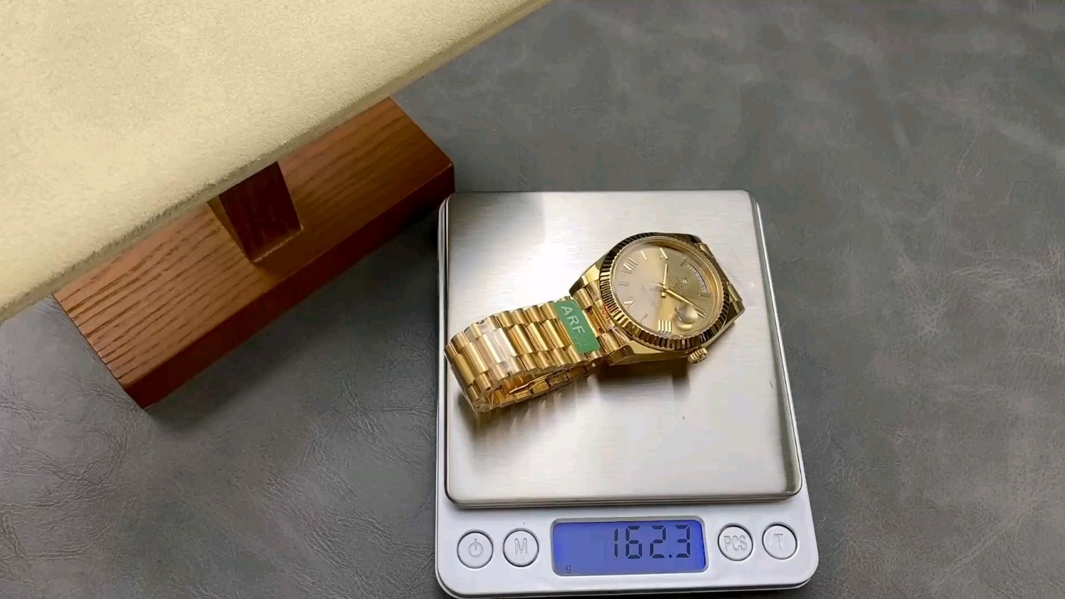 ロレックスDDデイデイトモデルのフルリイシュー版を試してみた！その実力は？