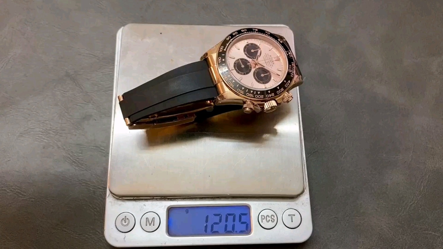 QF ロレックス 新作モデル デイトナ 4131ムーブメント 904Lステンレススチール