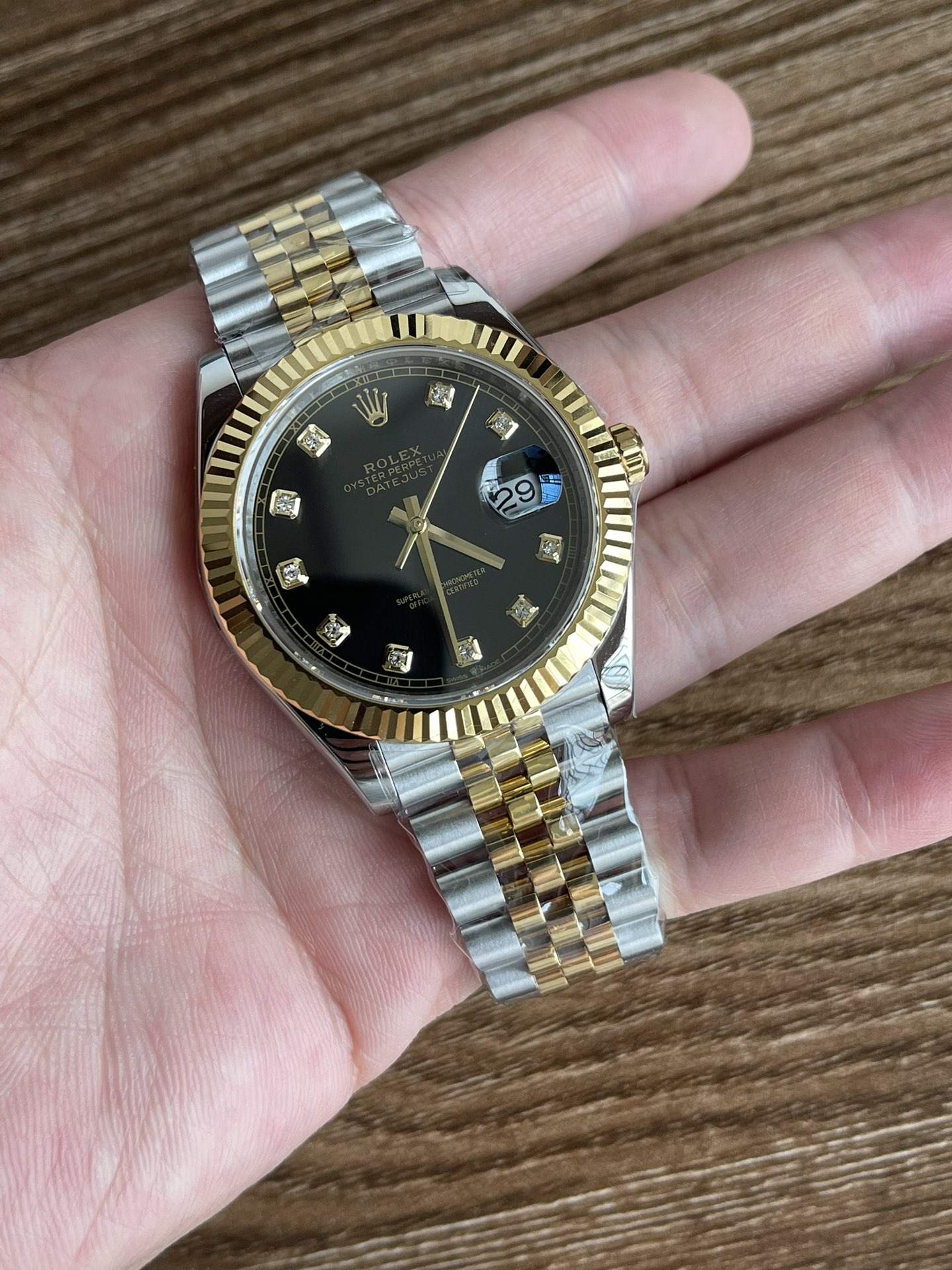 41mm、コンビデイトジャスト/ブラックダイヤル、キャリバー3235