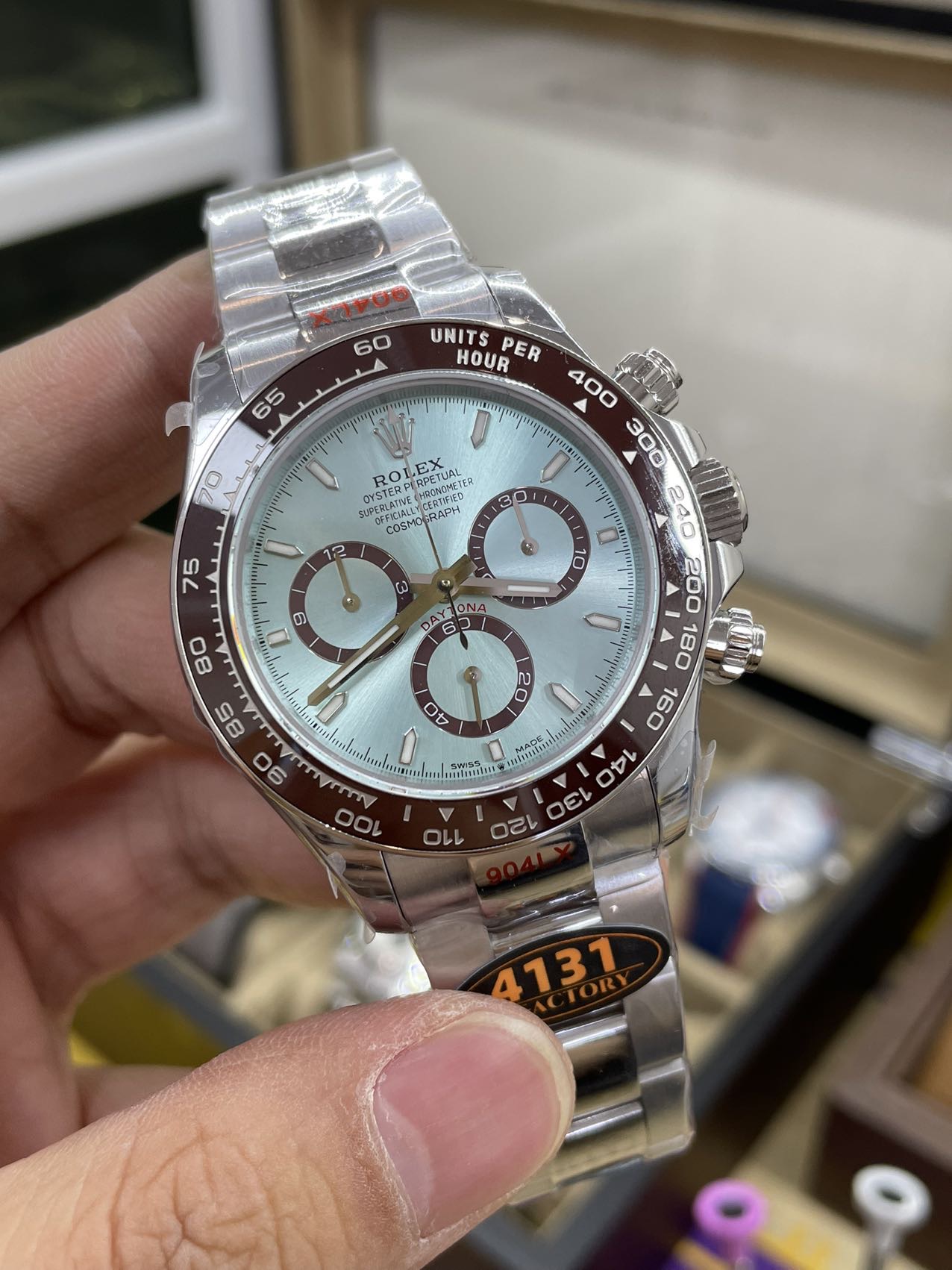 QF新製品 デイトナ アイスブルー 41mm新モデル 4131ムーブメント搭載 裏スケルトン 総重量177g