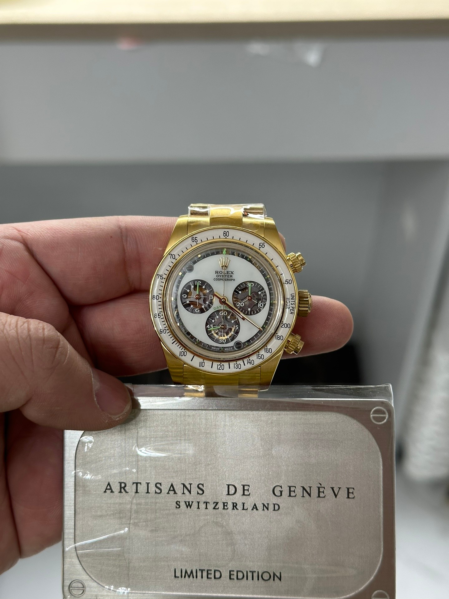 ADGデイトナ スケルトン4130 サファイアダイヤル、スーパールミノバ