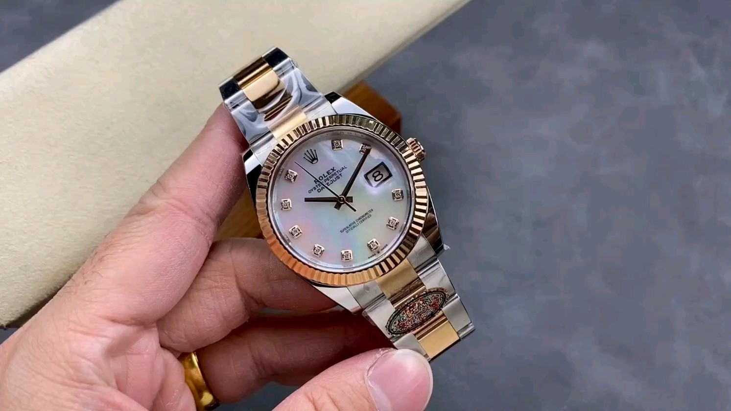 クリーン工房 ロレックス ローズゴールド デイトジャスト 41mm 側面にホワイトフローティングきなし 3235ムーブメント