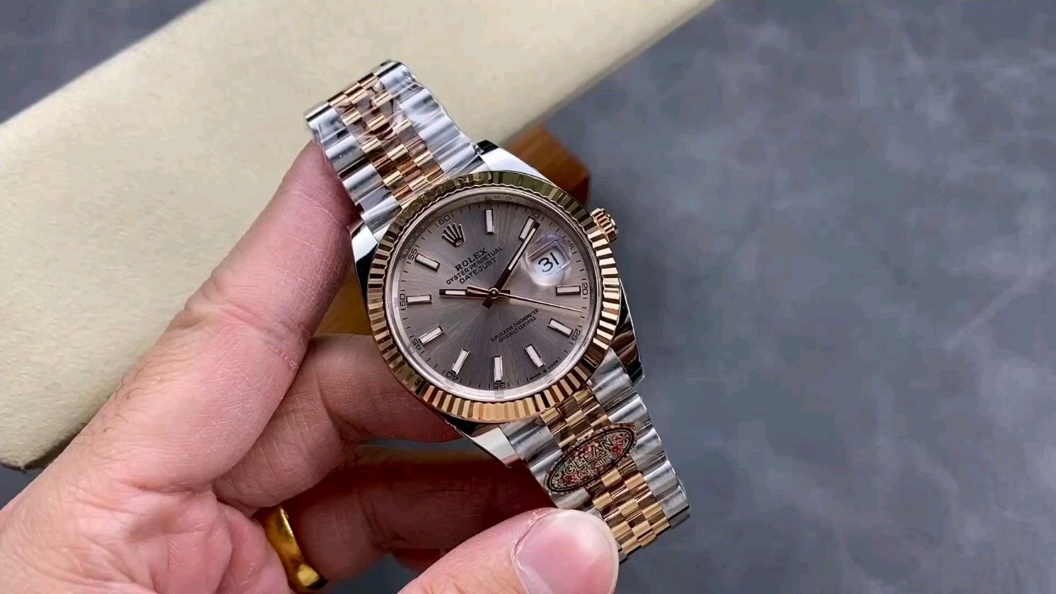 クリーンファクトリーメイド ロレックス 間ローズゴールド デイトジャスト41mm サイドホワイト漏れなし 3235ムーブメント