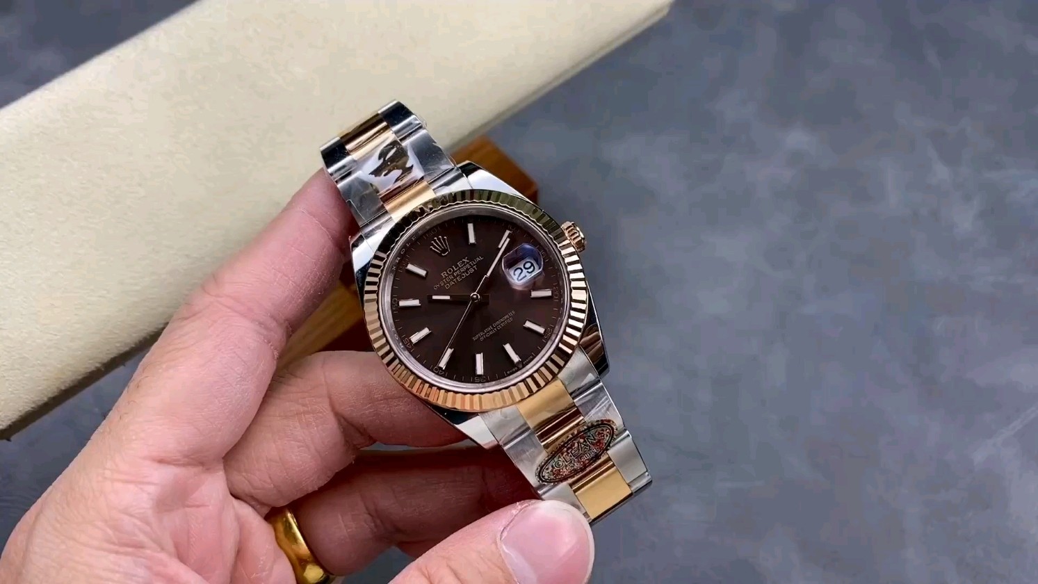 クリーン工房 ロレックス ローズゴールドデイトジャスト41mm サイド漏れなし 3235ムーブメント