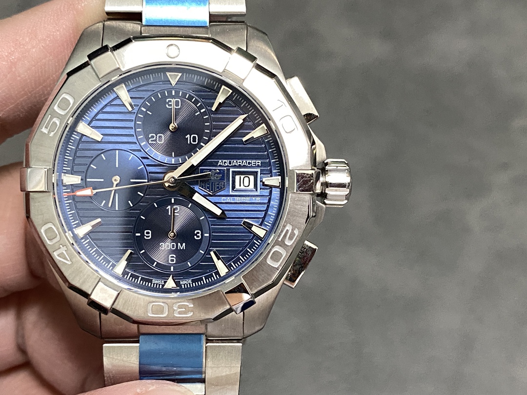 オリジナル タグ・ホイヤー クロノグラフ スイス製7750ムーブメント