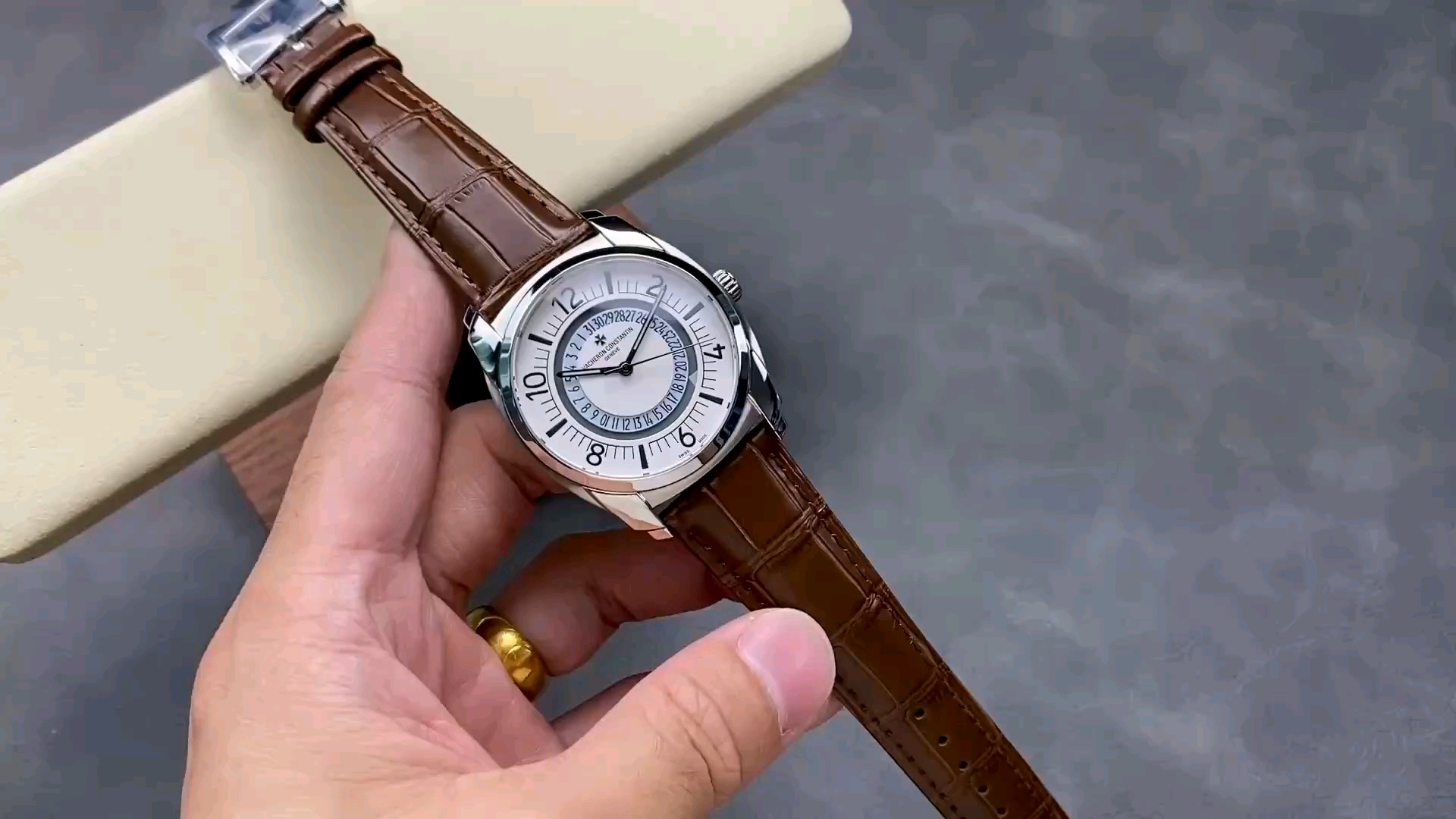 GR ファクトリーのヴァシュロン・コンスタンタン リエディションを着けてみた感想！