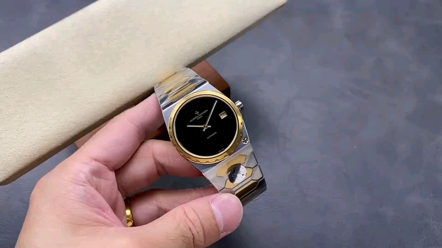 ヴァシュロン・コンスタンタン222クローン