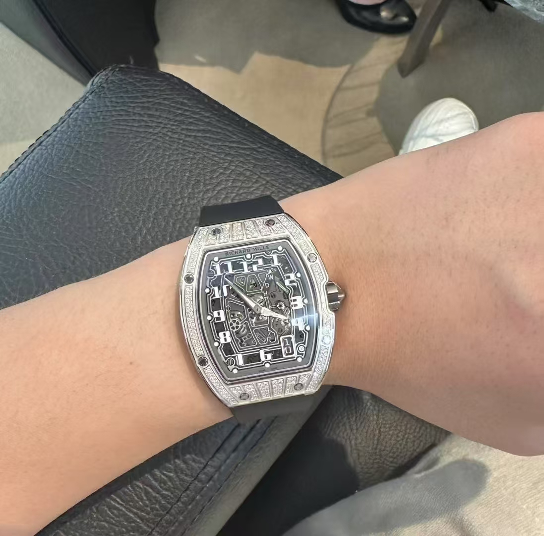 RM67-01、ウルトラシンウォッチの魅力を再発見しよう！
