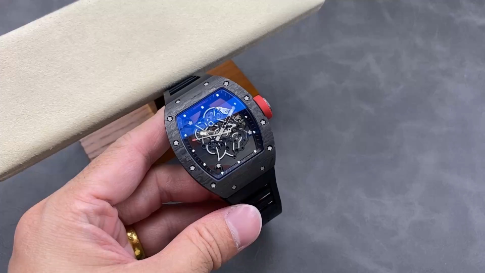 理想の相棒？トピックのリシャール・ミルRM055を徹底解剖！