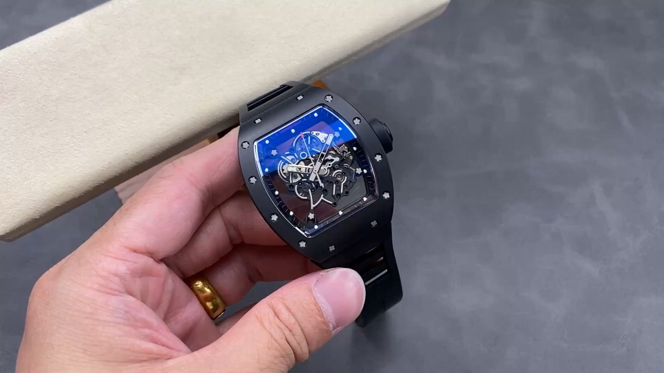 理想的ななセレクション！？新作リシャール・ミル RM055の魅力を徹底解説