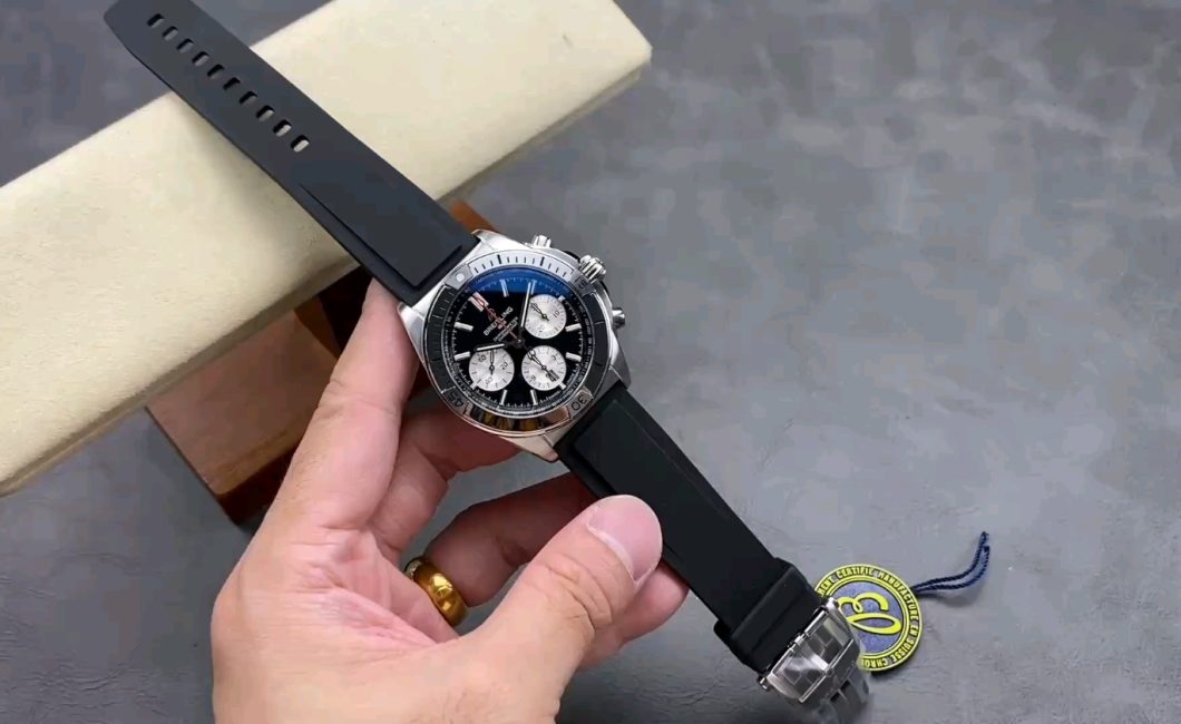 トピックのBLS クロノマットライスブレスレット、メカニカルビューティーを体感せよ！