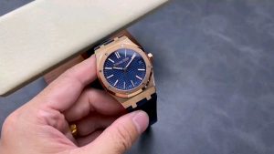 オーデマ ピゲ50アニバーサリーモデル15510STの魅力を解剖学！新緑のダイヤルに注目
