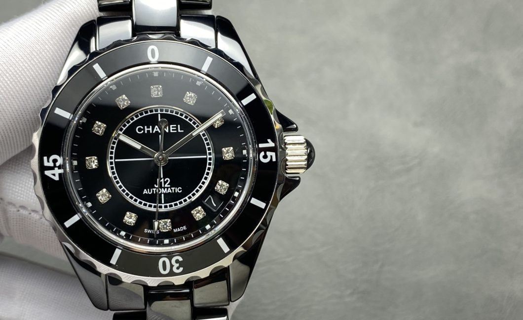 「TW シャネル J12 セラミック 38mm メカニカル」