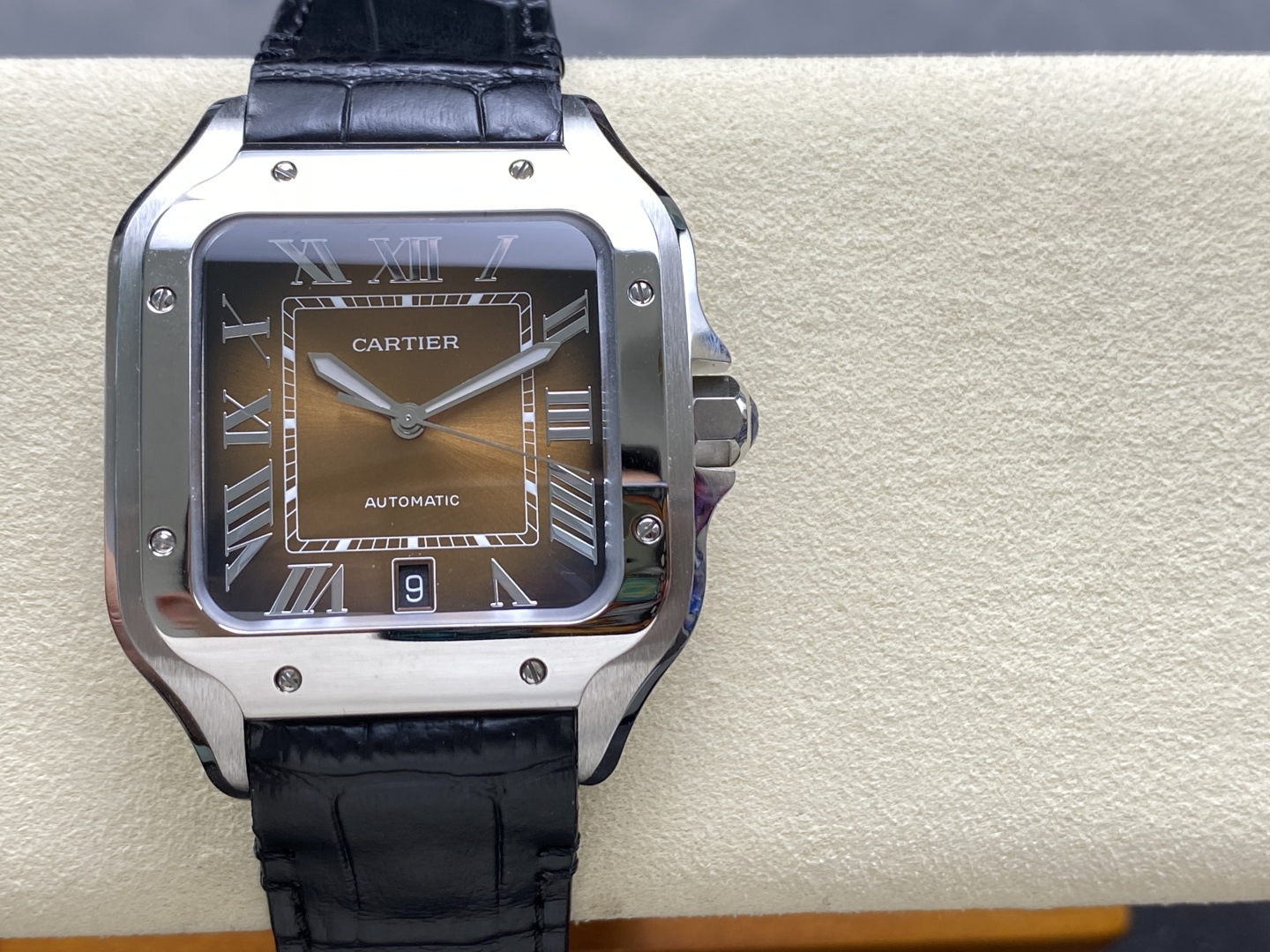 BVメンズラージサイズと本家カルティエを徹底比較！あなたにピッタリのセレクションは？