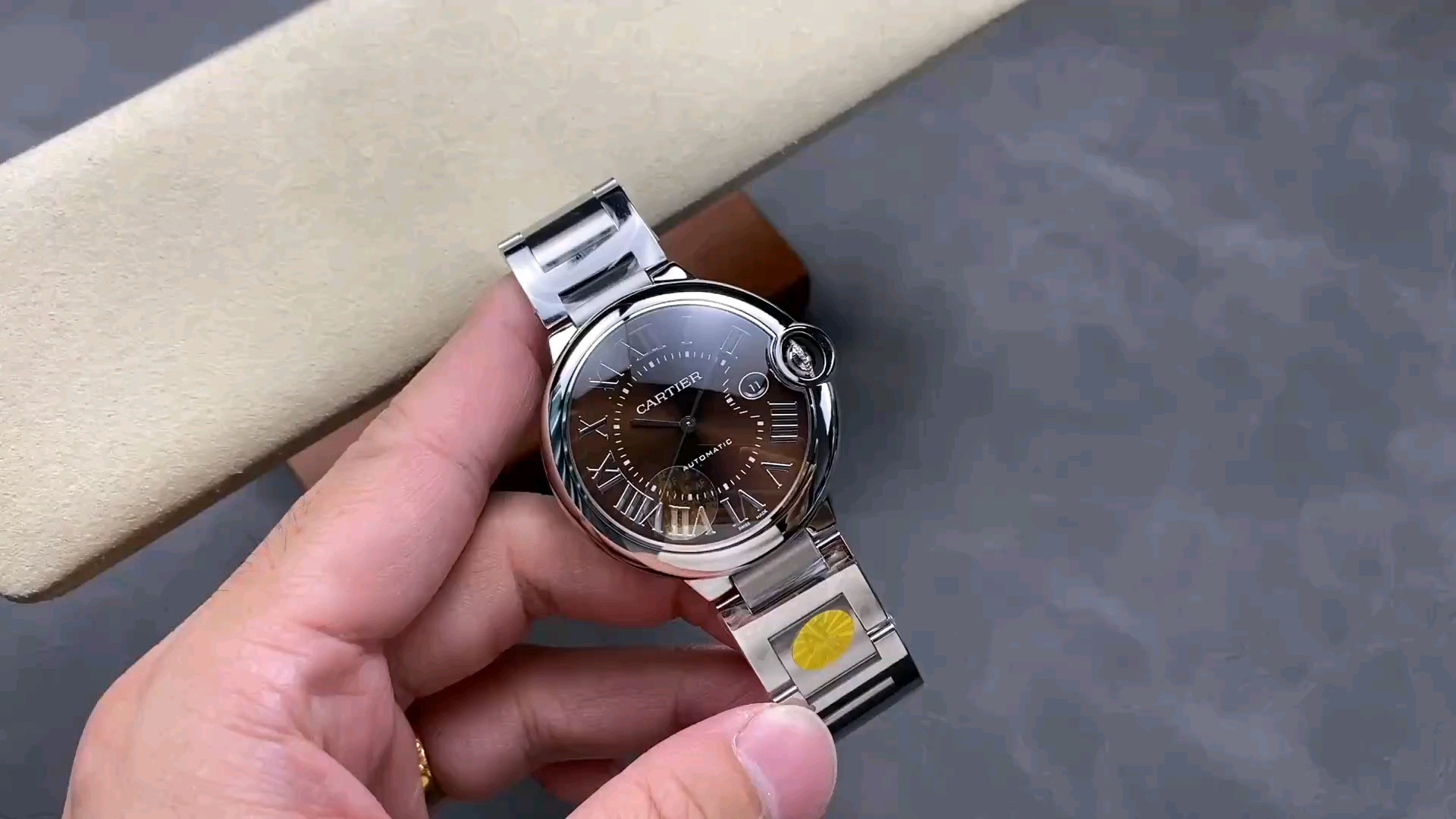 AF クイックリリースモデル カルティエ ブルーバルーン 42mm 2824ムーブメント