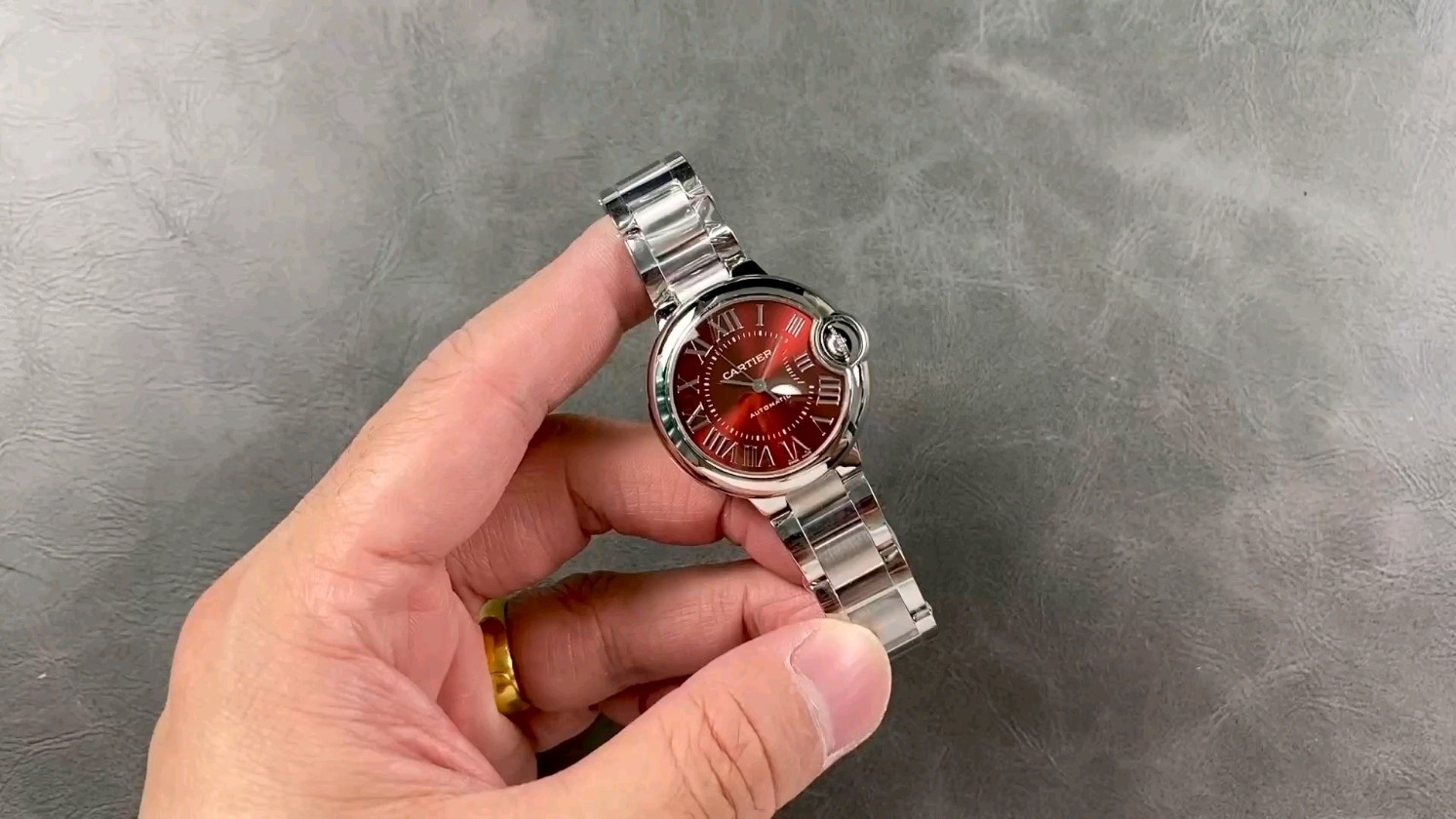AF カルティエ レッド ブルーバルーン 33mm