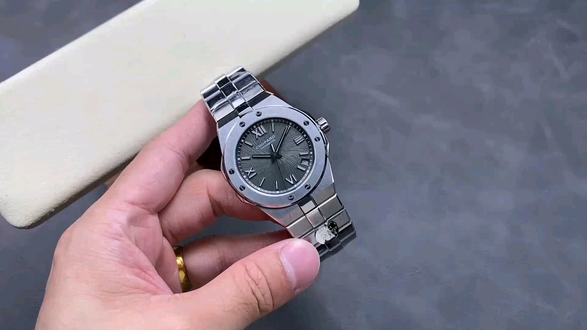 ショパールアルパインイーグルシリーズ