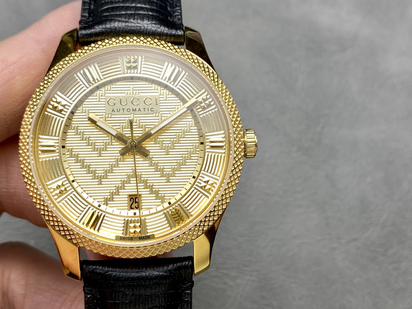 オリジナルダイヤル グッチ sw200ムーブメント 40mm