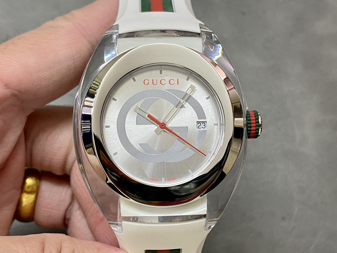 「オリジナル グッチ メンズ 45mm」