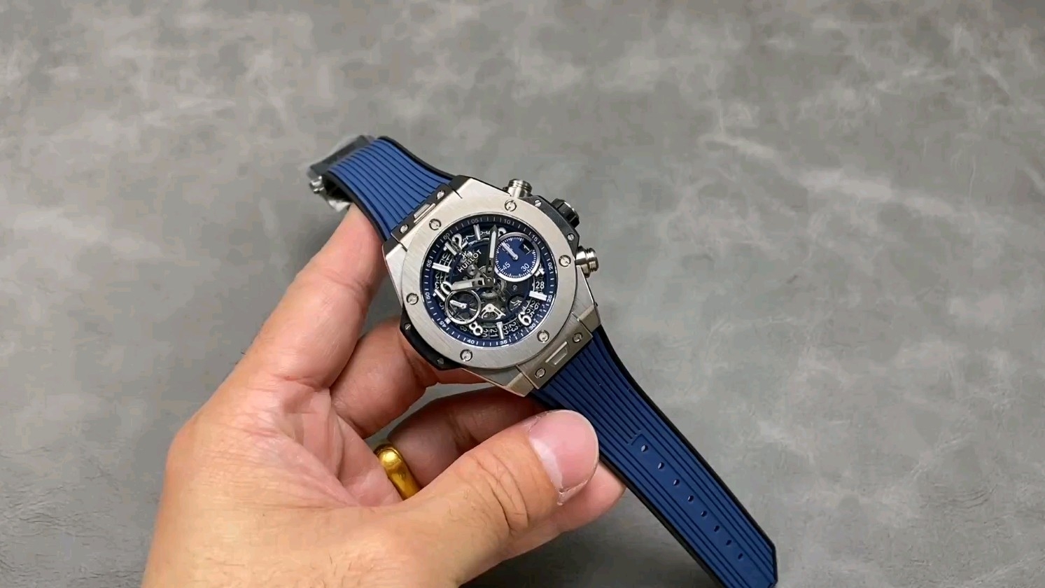 ウブロビッグバンはスモールセコンドのメシア？新作モデルモデルの実力を検定！