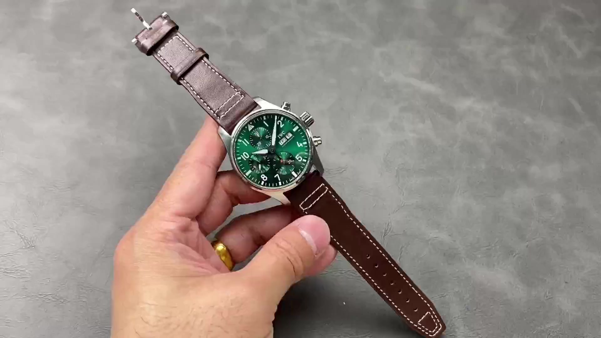 絶対見逃しせない！41mmIWCパイロットウォッチの魅力とは？