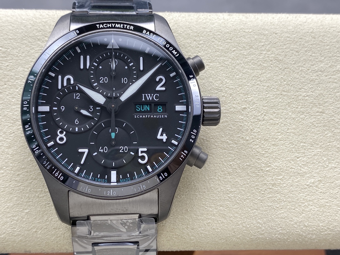 IWCパイロット新作BLSレビュー！その魅力を徹底解説