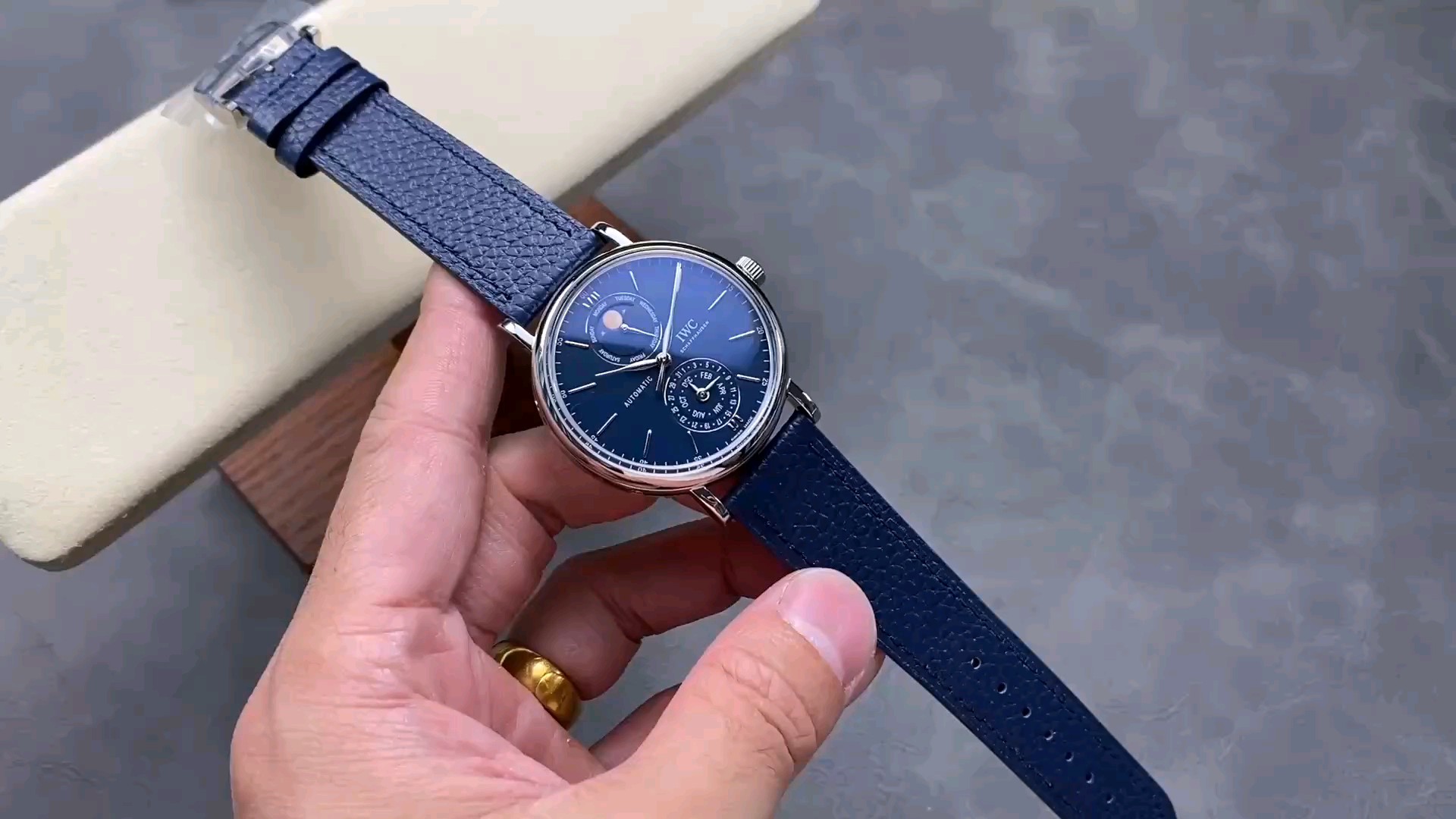 IWCパテック・フィリップフィノムーンフェイズウォッチの魅力を徹底解剖！