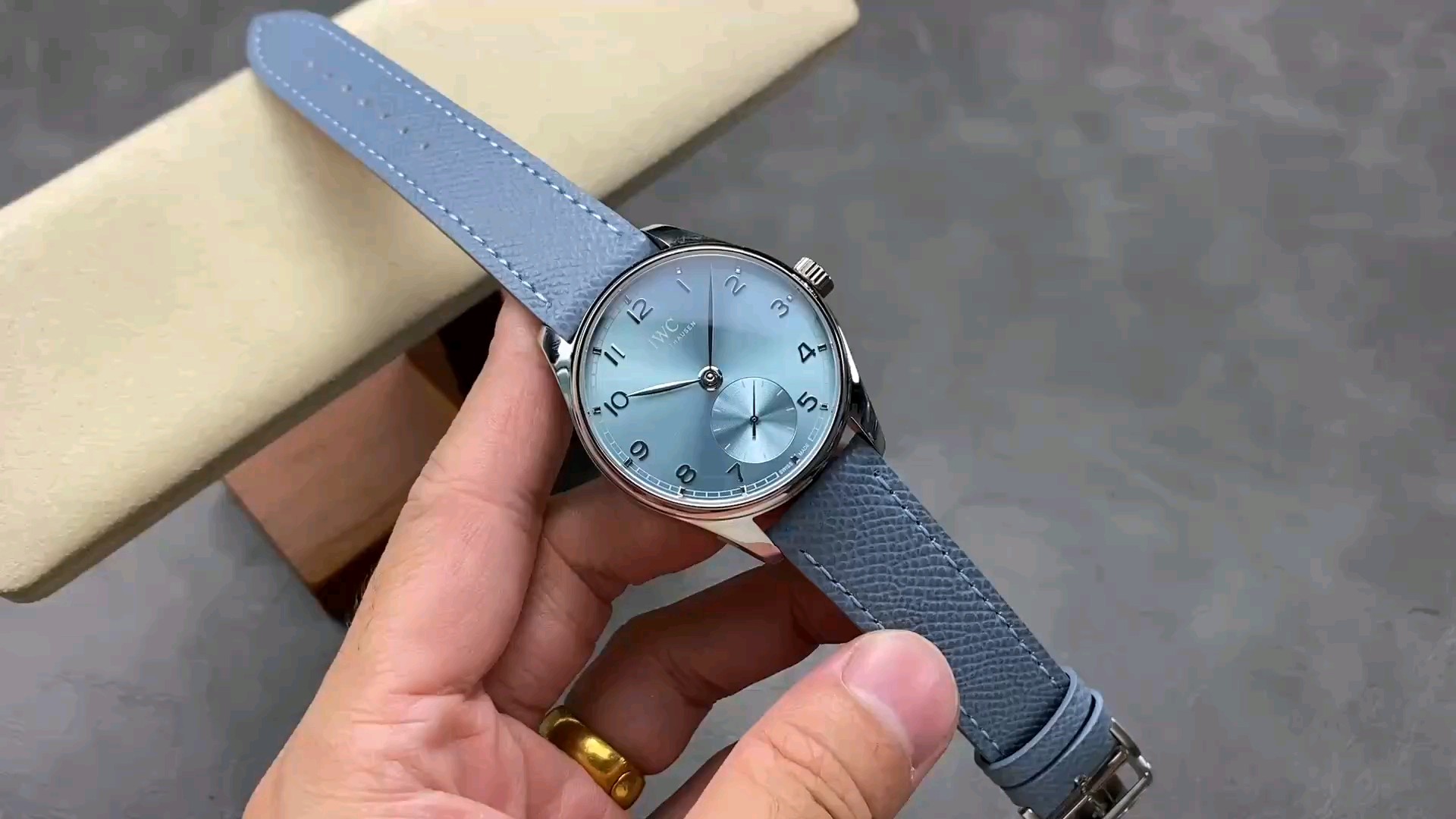 時計愛好家き必見！注目のIWCポルトギーゼシリーズを徹底レビュー