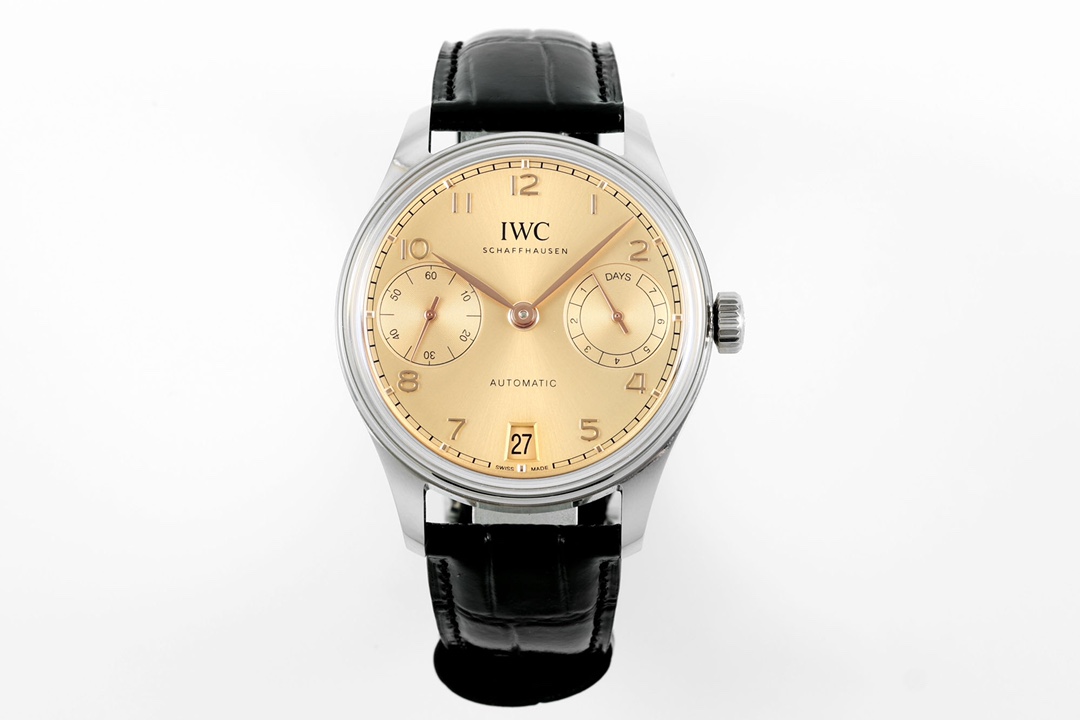 IWCポルトギーゼシリーズ新モデル、薄型化でついに登場！その魅力とは？