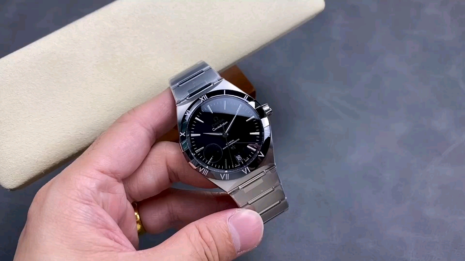 これは狙い目！V+ファクトリーのオメガ第5世代コンステレーション41mmレビュー