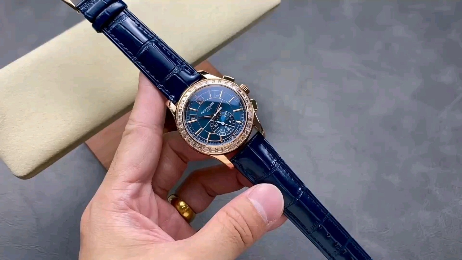 パテック・フィリップノーチラス 5969R-001を腕に巻くべき5つの魅力！