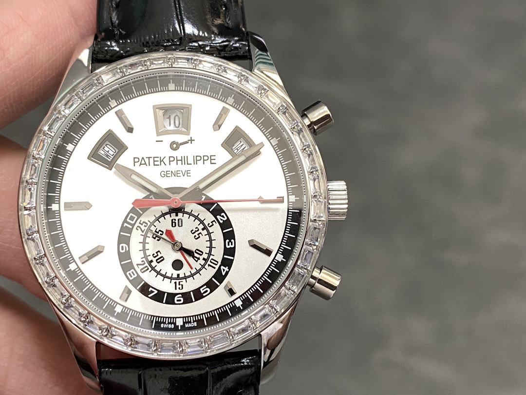 TW ファクトリーのノーチラス 5905R-010！職人技で魅力される理由は？