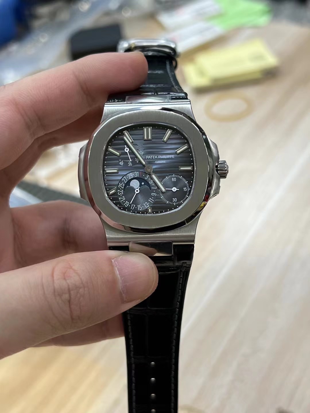 PPFパテック・フィリップPP5712GRの魅力を探る！レプリカ界の最高峰！