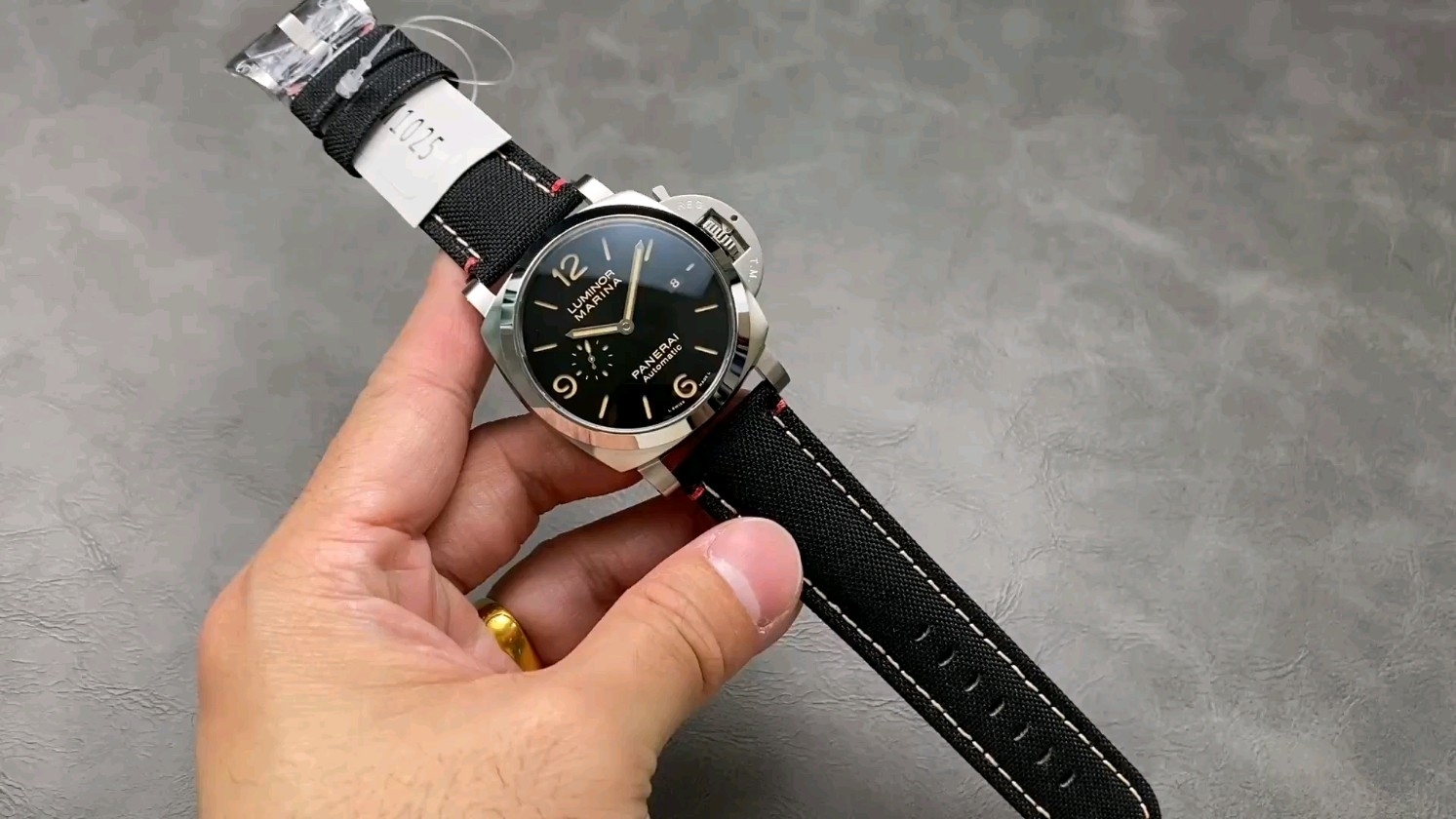 HW パネライ PAM1025 自動巻きき時計