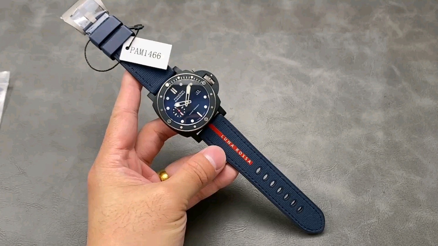 パネライPAM1466のシークレット！新素材Ti-セラミテックとは？