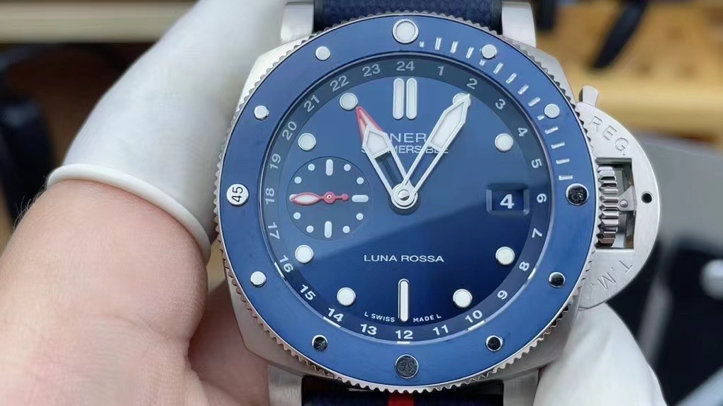 パネライ PAM1507レビュー！その魅力とは？
