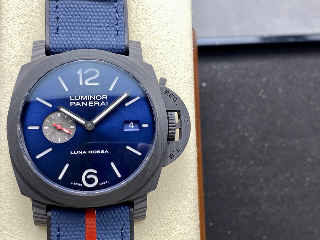 パネライ PAM1529 44mm 耐磁性