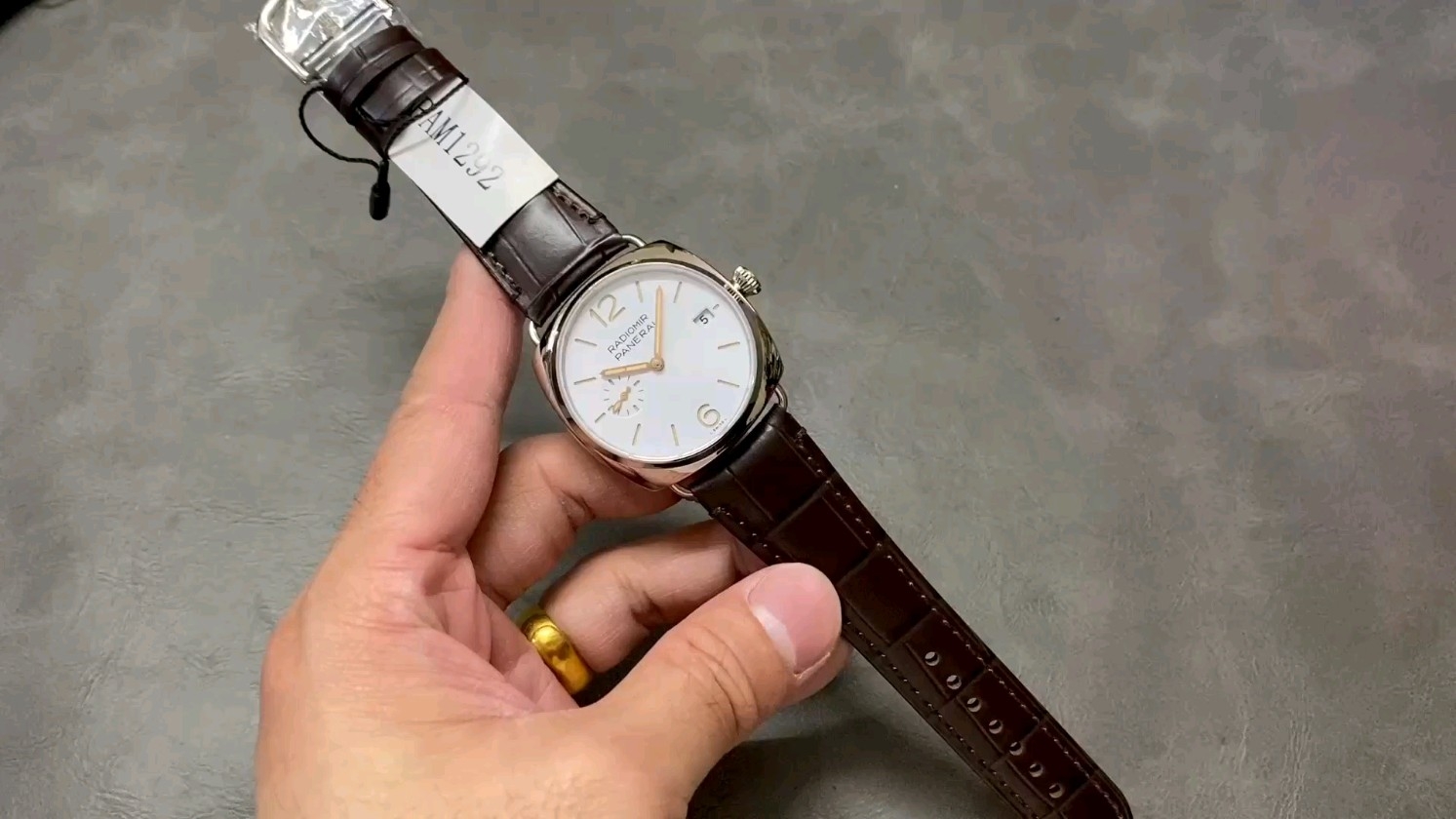 VS パネライ PAM1292 ノーガードブリッジ P.900ムーブメント 40mm