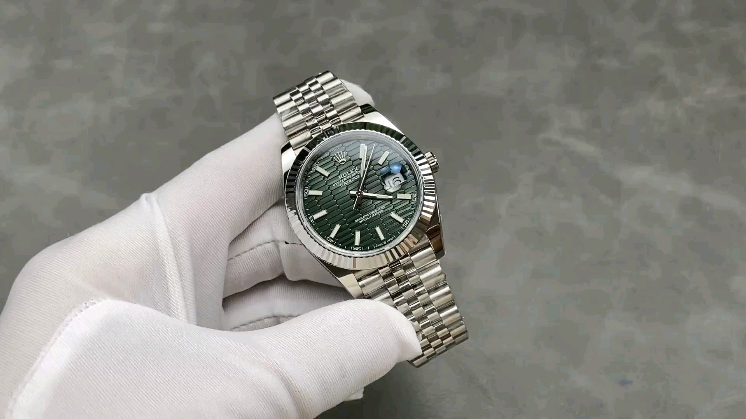 CVS ロレックス ログ41mm 3235ムーブメント 904ステンレススチール