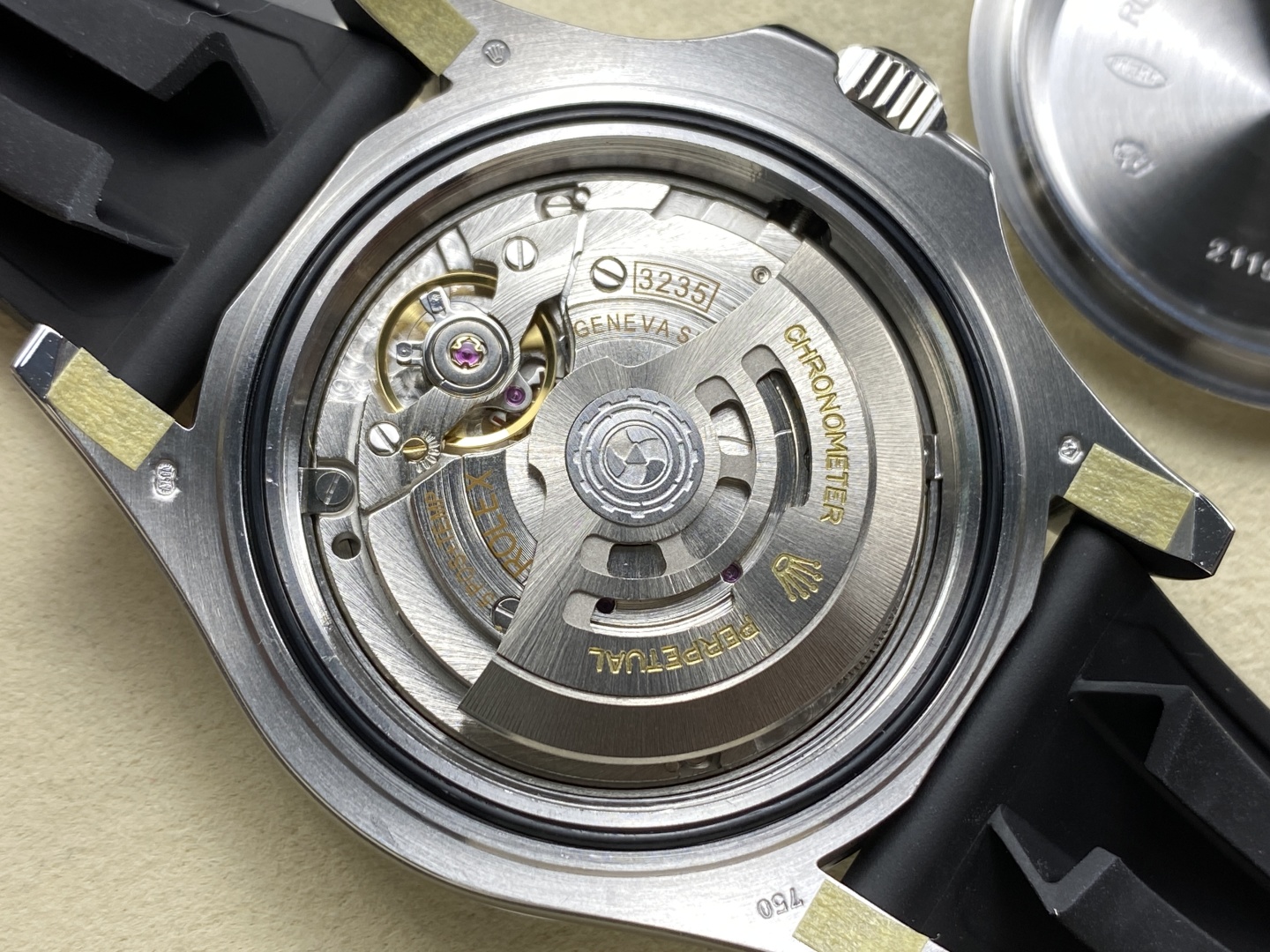 EWEのロレックスヨットマスター42mm、72パワーリザーブするパワーとは？