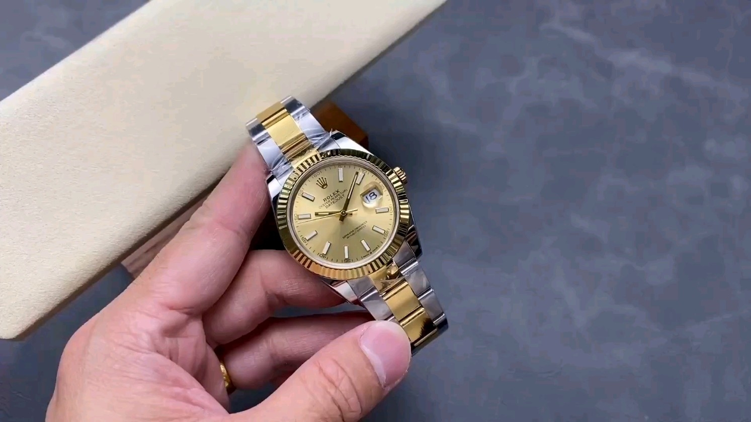 CVS ロレックス デイトジャスト 41mm 3235ムーブメント 904ステンレススチール