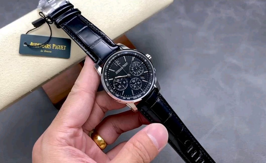 コード11.59で時計愛好家も驚く！独自の魅力を徹底解析