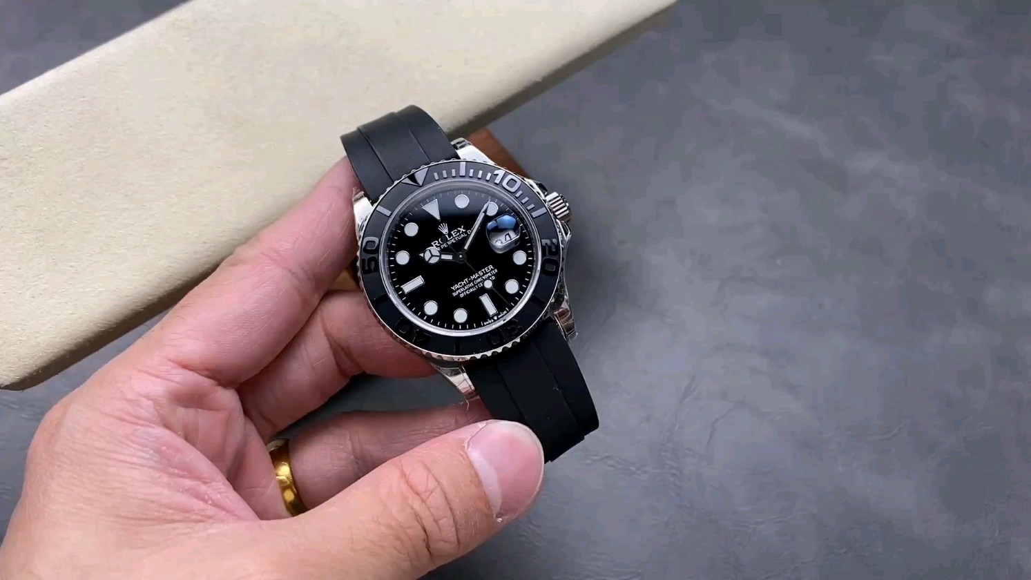MS ロレックス ホワイトゴールド ヨット 42mm 3235ムーブメント