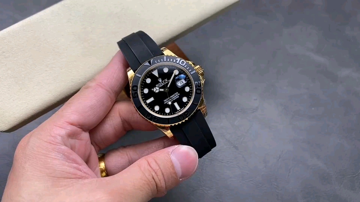 MS ロレックス ゴールド ヨット 42mm 3235ムーブメント